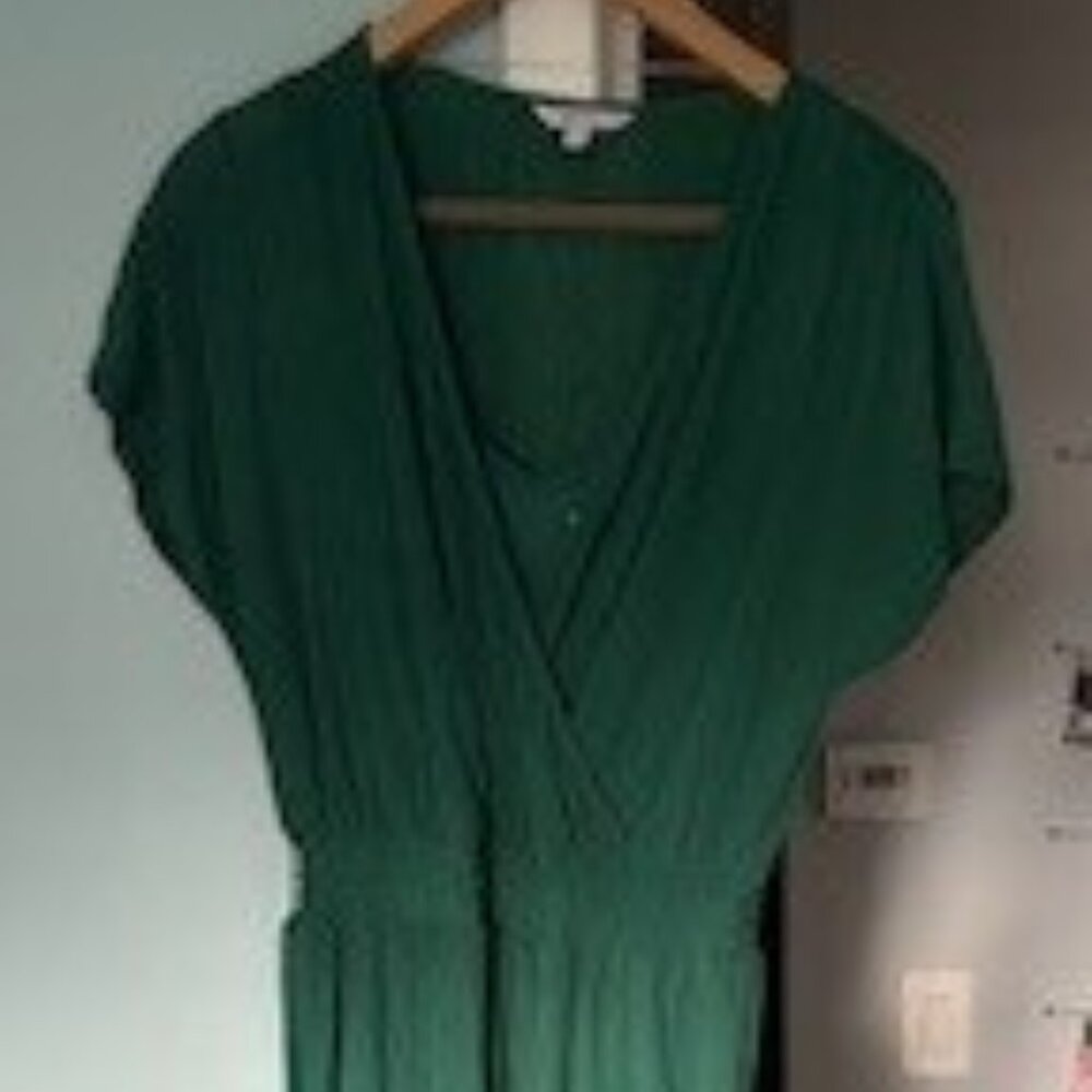 Reitmans Short Sleeve Fit & Flare Dress with Wrap Neckline - Picture 2 of 4